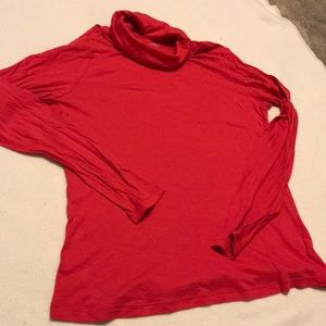 Old Navy red turtleneck, L